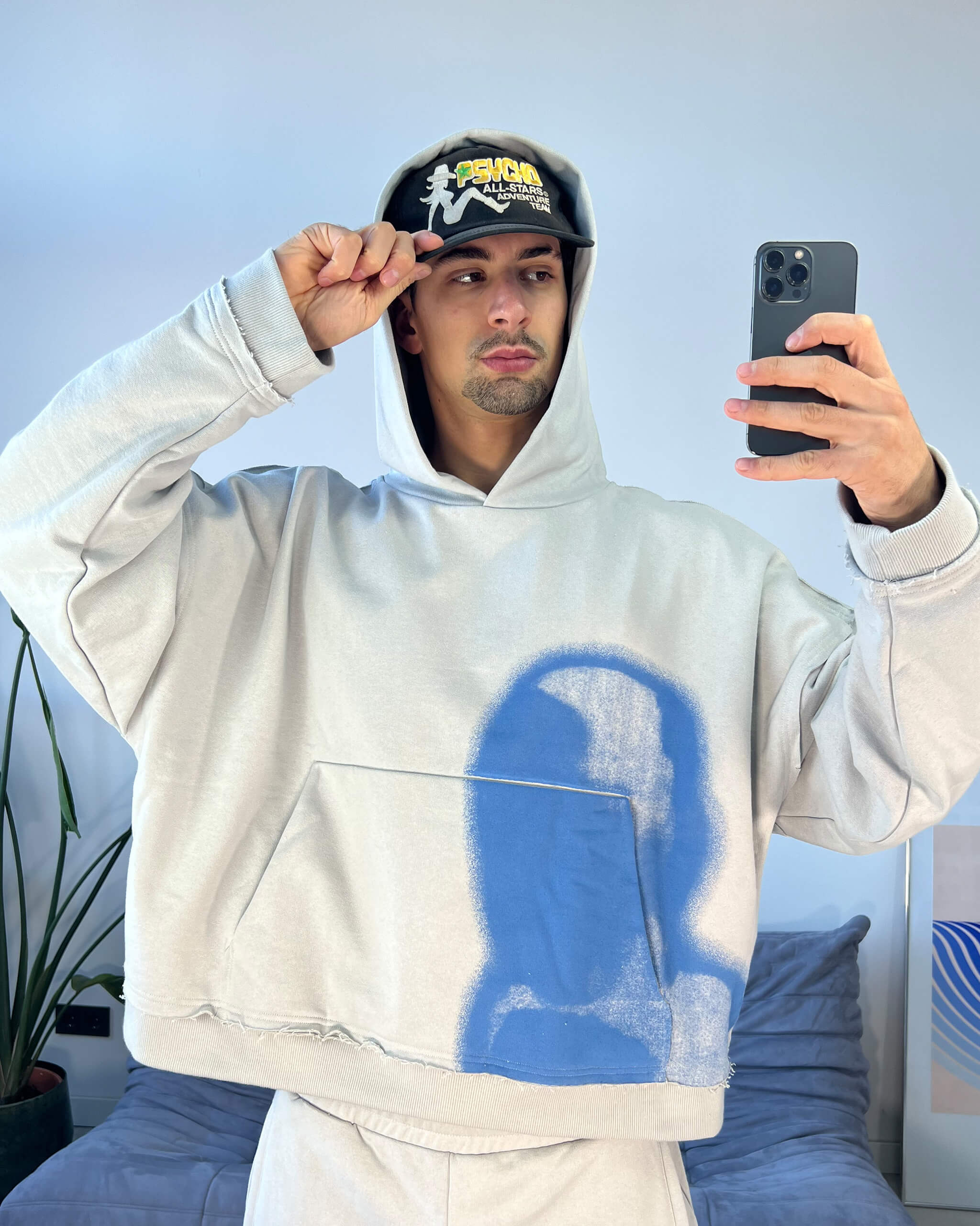 FACE HOODIE GREY - Image 3