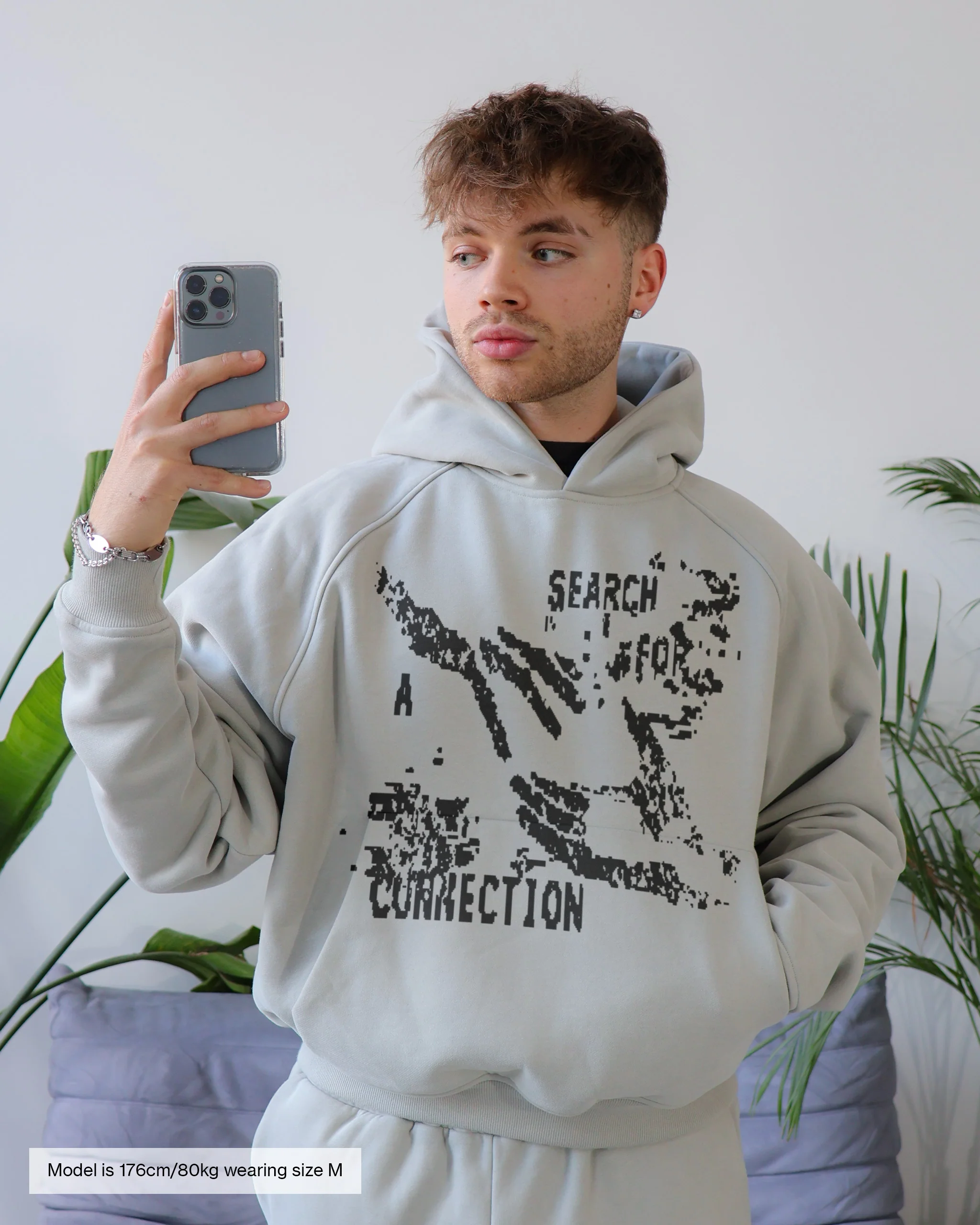 CONNECTION HOODIE - Image 2