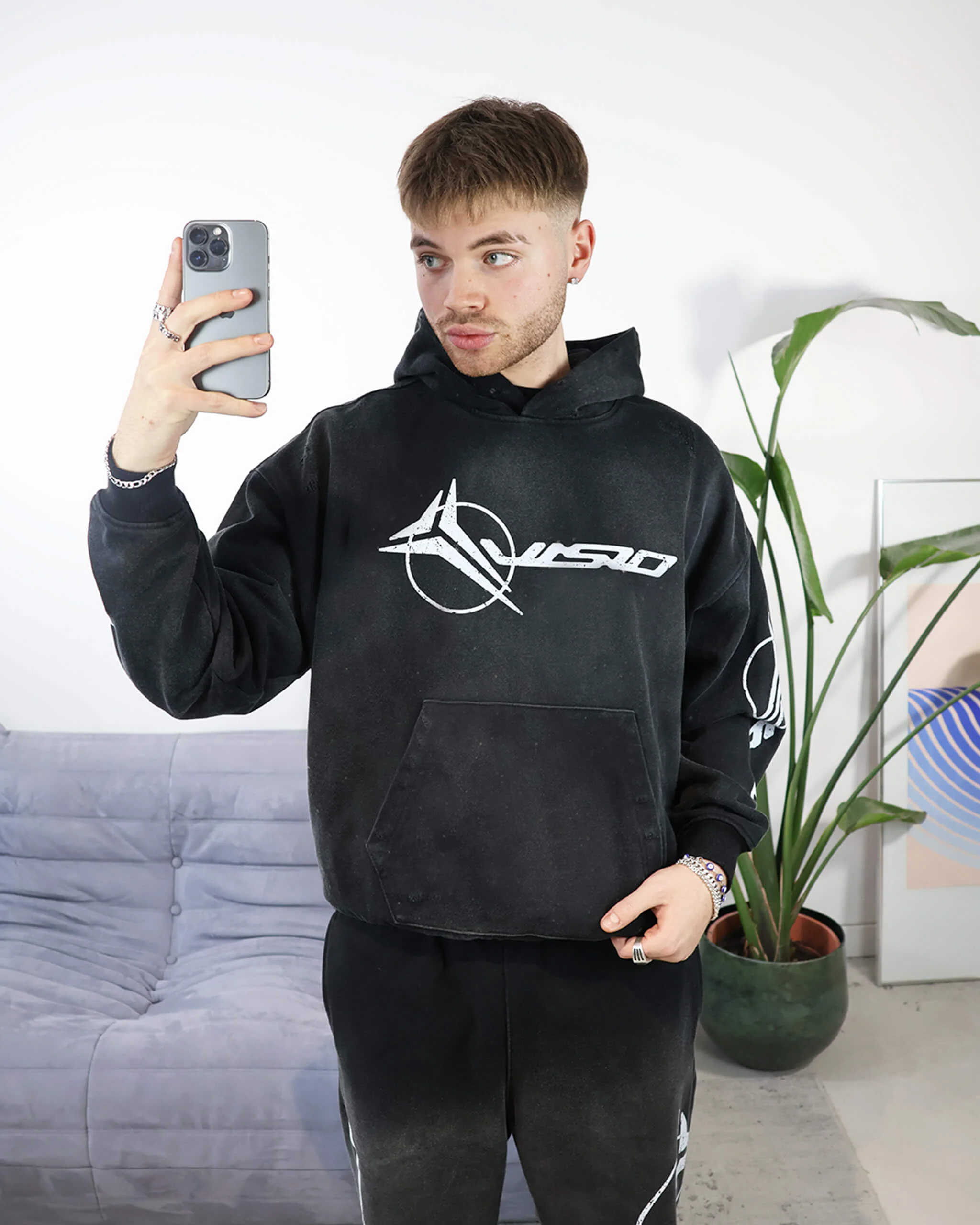 WASHED LOGO HOODIE BLACK - Image 5